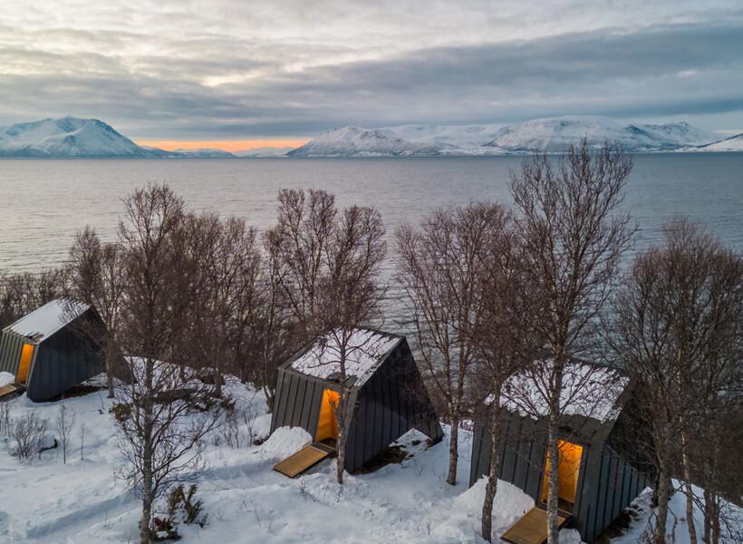 Hybrid houses by the sea in Northern Norway