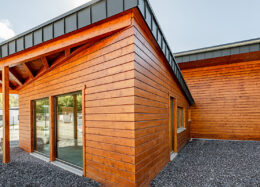 Log-structured hall building in Germany