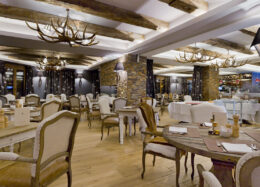 Hotel El Lodge in Spain